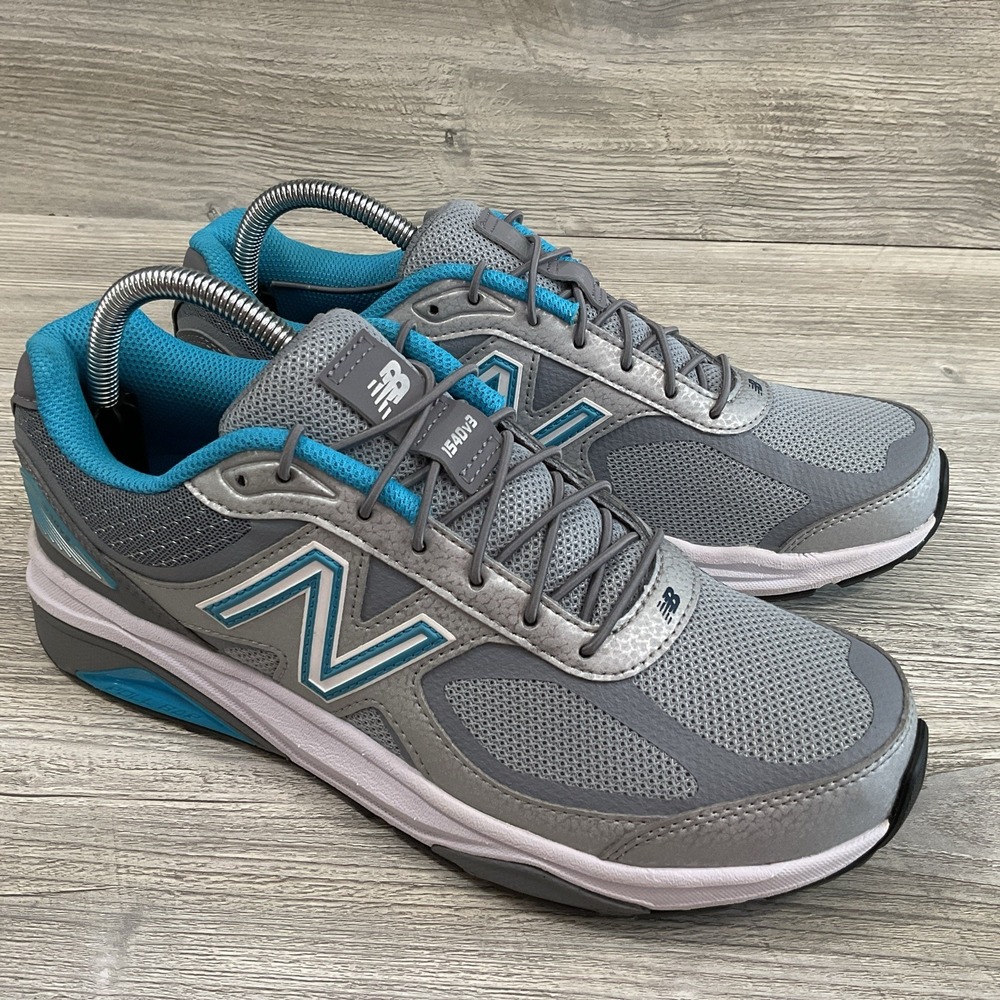 New Balance 1540v3 Womens Size 9.5 B Gray Blue Running Walking Shoes W1540SP3